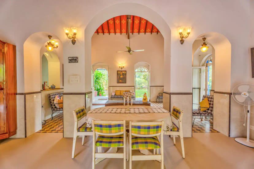 Kitchen & Dining Room